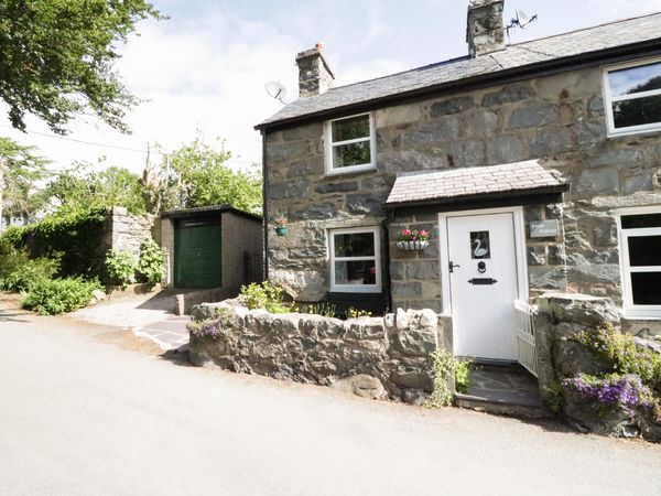 Swan Cottage Rowen Self Catering Holiday Cottage