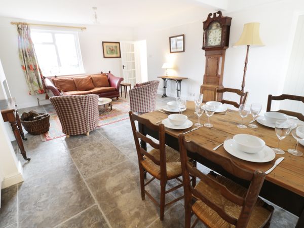 Glencoe Cottage Broadway Childswickham Self Catering Holiday