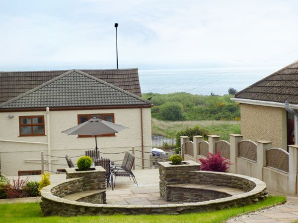 Sunset Cottage Llanelli Pwll Self Catering Holiday Cottage