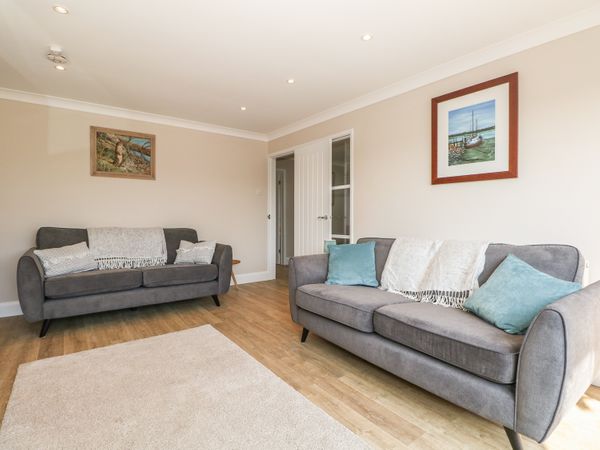 Garden Flat Goring By Sea South Of England Self Catering