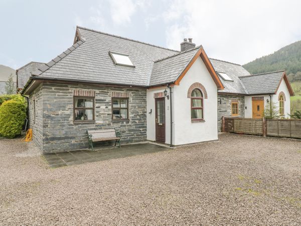 2 Stable Cottage Dinas Mawddwy Dinas Mawddwy Self Catering