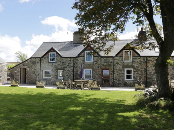 Farmhouse Betws Y Coed Rhydlydan Self Catering Holiday Cottage