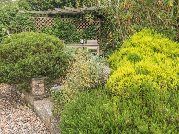 Wits End Nanstallon Threewaters Cornwall Self Catering