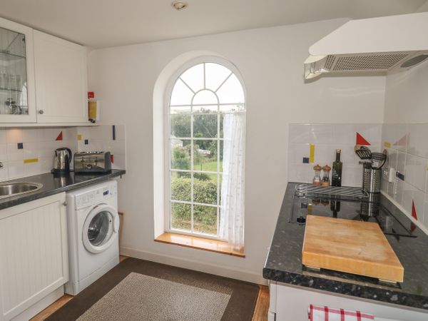 Wits End Nanstallon Threewaters Cornwall Self Catering