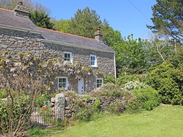 Woodpecker Cottage Helston Gweek Cornwall Self Catering