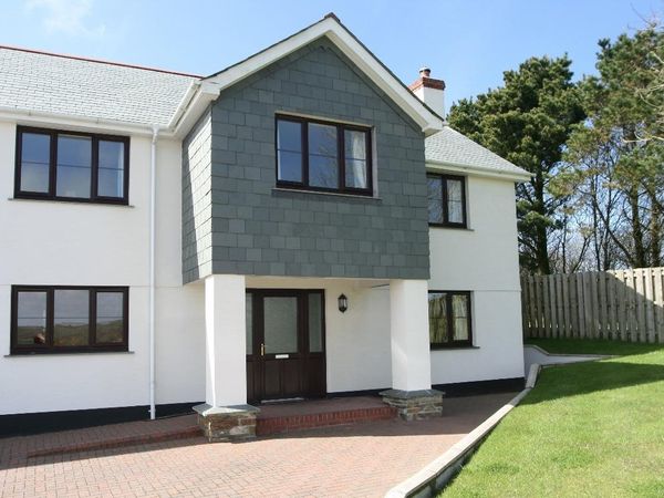Atlantic Breeze Camelford Cornwall Self Catering Holiday Cottage