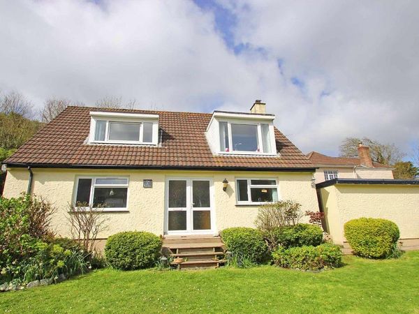 Chy Kembro Porthallow Cornwall Self Catering Holiday Cottage