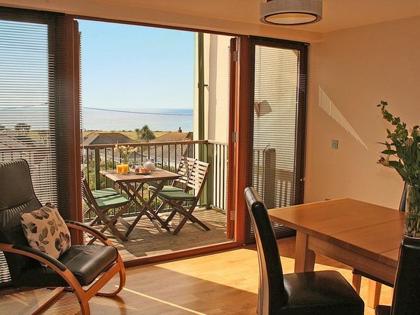 Serenity Praa Sands Pengersick Cornwall Self Catering