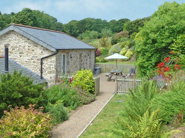 Roosters Lostwithiel Hillhead Cornwall Self Catering