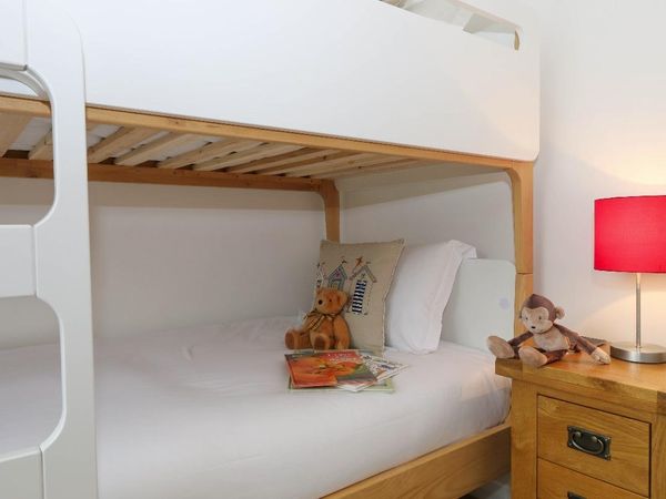 Penhaven Crackington Haven Sweets Cornwall Self Catering