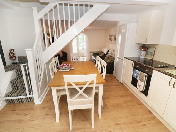 Alma House 2 Perranporth Cornwall Self Catering Holiday Cottage
