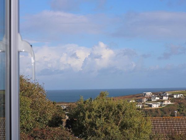 Coast Watch Portreath Cornwall Self Catering Holiday Cottage