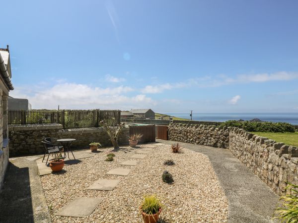 Ocean Breeze St Just New Downs Cornwall Self Catering