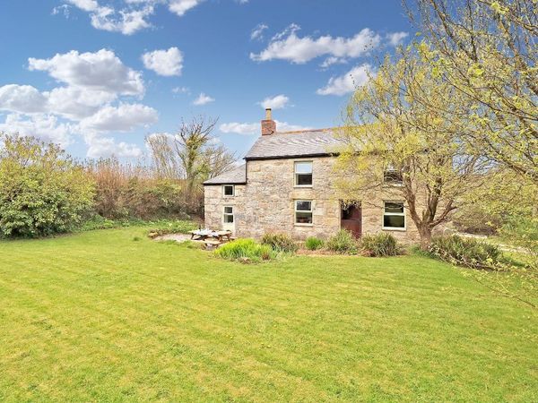 Farm Cottage Helston Bodilly Cornwall Self Catering