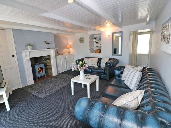 Pebble Cottage Portreath Cornwall Self Catering Holiday Cottage