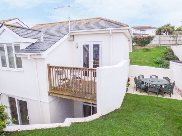 Atlantic Edge Newquay Porth Cornwall Self Catering Holiday