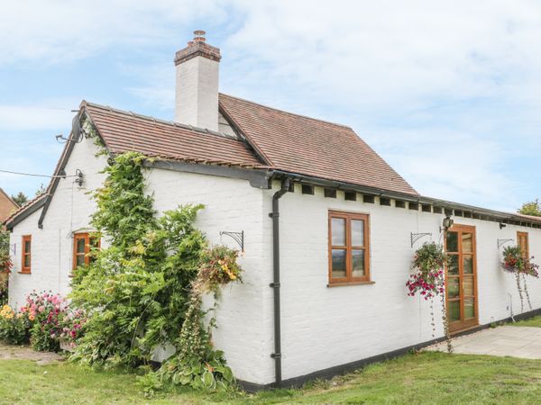 Little Pound House Mamble Pound Bank Self Catering Holiday