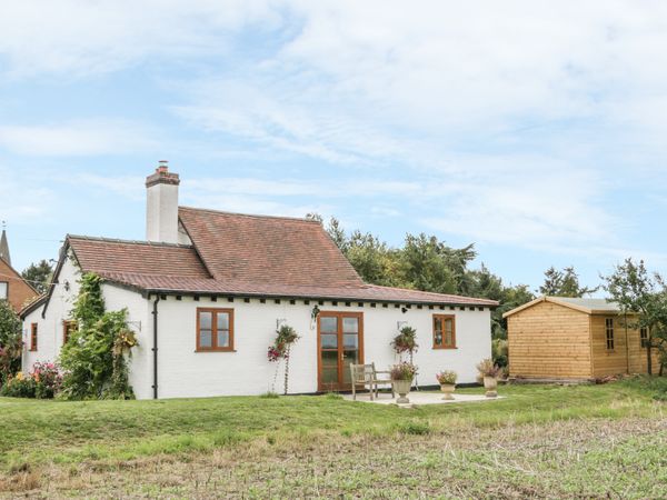 Little Pound House Mamble Pound Bank Self Catering Holiday