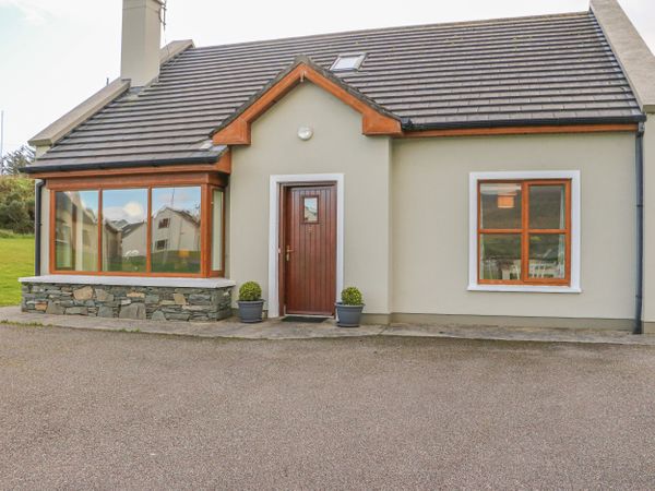 Number 8 Lispole County Kerry Lispole Self Catering Holiday