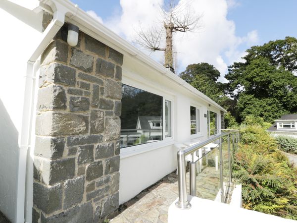 Seawood Llanbedrog Self Catering Holiday Cottage