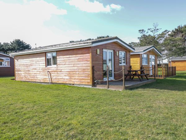 216 Atlantic Bays Holiday Park St Merryn Cornwall Self