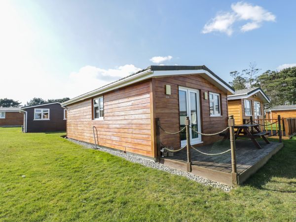 216 Atlantic Bays Holiday Park St Merryn Cornwall Self