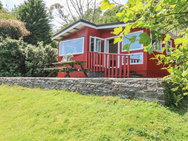 Bramble Lodge Liskeard Cutkive Wood Self Catering Holiday