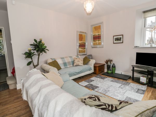 Little Brook Cottage Bowness On Windermere The Lake District