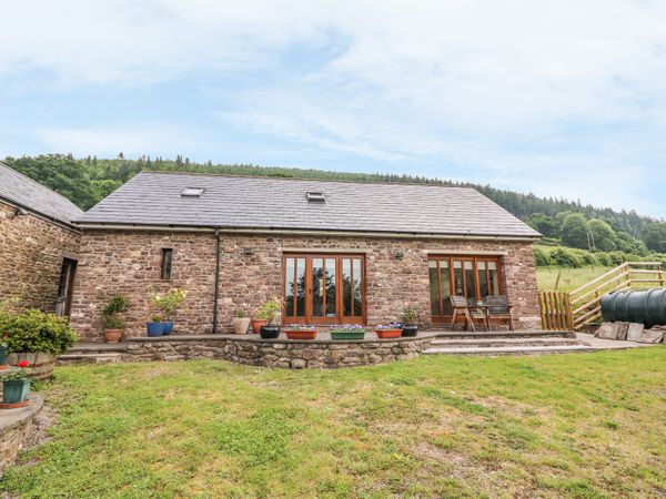 The Barn Abergavenny Graig Self Catering Holiday Cottage