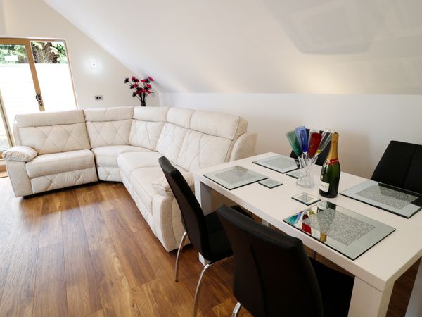 Northlands Country Cottage Brixton Combe Devon Self