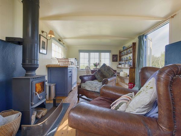 The Shepherdess Hut Lydford Devon Self Catering Holiday Cottage