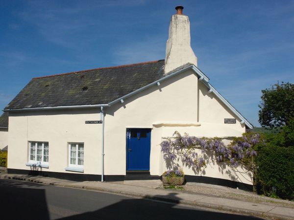 Pineapple Cottage Chagford Devon Self Catering Holiday Cottage