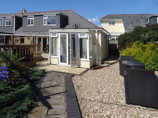 Peonies Exmouth Devon Self Catering Holiday Cottage