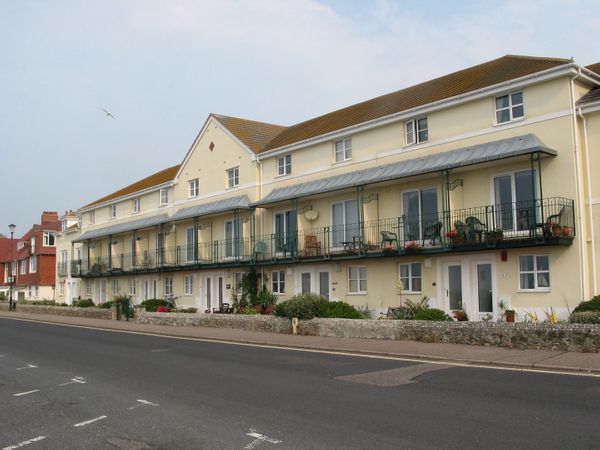 6 Lyme Mews Seaton Seaton Bay Devon Self Catering Holiday