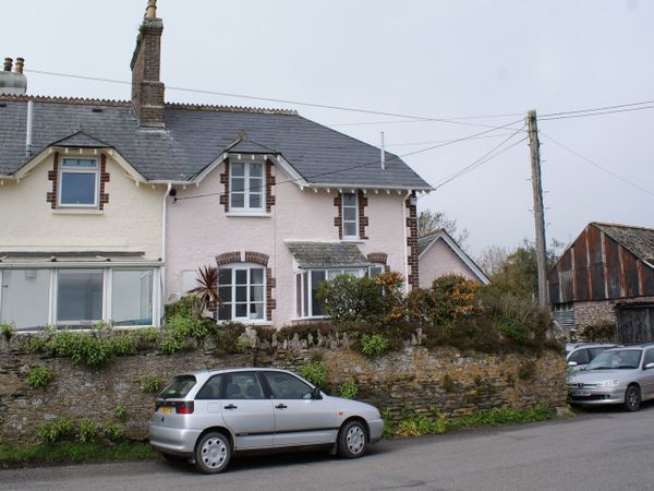 The Old Post Office Down Thomas Devon Self Catering Holiday