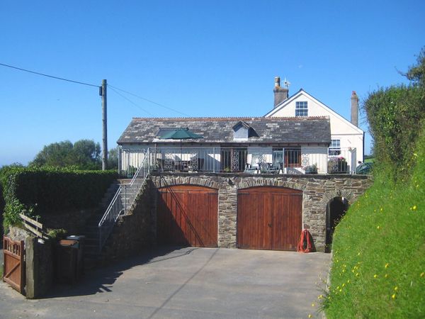 Well Cottage Apartment Galmpton Devon Self Catering Holiday