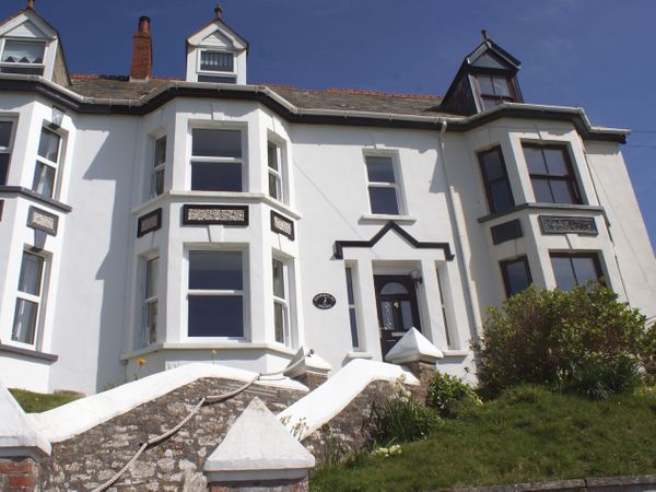Heightley House Treknow Cornwall Self Catering Holiday Cottage