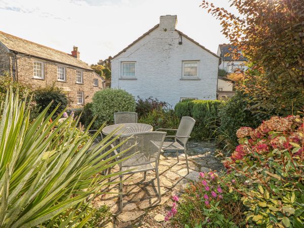 Fuchsia Cottage Boscastle Forrabury Cornwall Self Catering