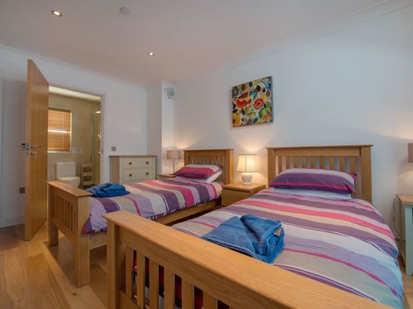 Neptune Constantine Bay Cornwall Self Catering Holiday Cottage