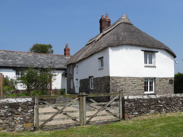 Woolley Cottage Woolley Cornwall Self Catering Holiday Cottage