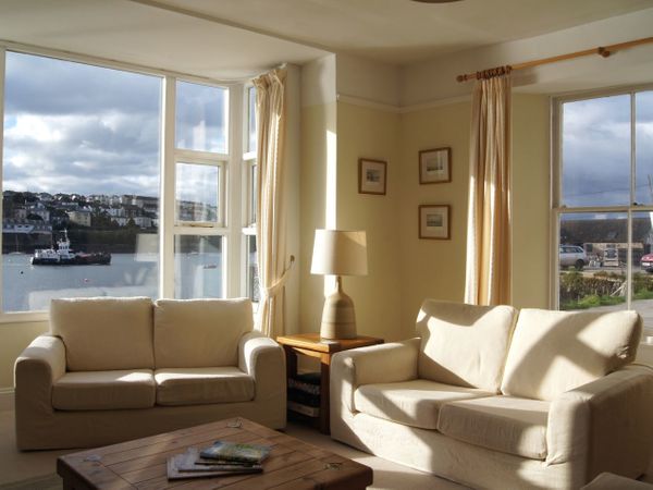 Waterside House Flushing Cornwall Self Catering Holiday Cottage