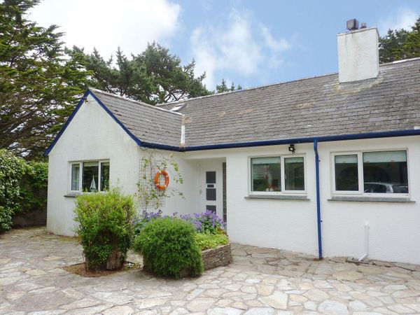 Blue Seas St Mawes Cornwall Self Catering Holiday Cottage