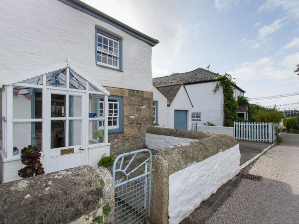 2 Trerise Cottage Manaccan Cornwall Self Catering Holiday