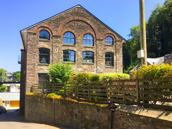 6 The Pottery Dartmouth Warfleet Devon Self Catering