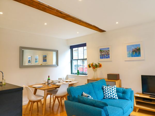 6 The Pottery Dartmouth Warfleet Devon Self Catering