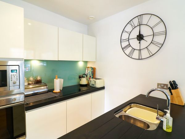 6 The Pottery Dartmouth Warfleet Devon Self Catering