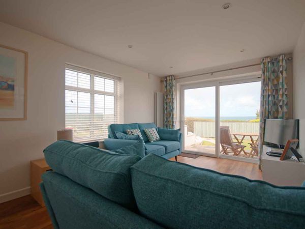 Kittiwake Crantock West Pentire Cornwall Self Catering