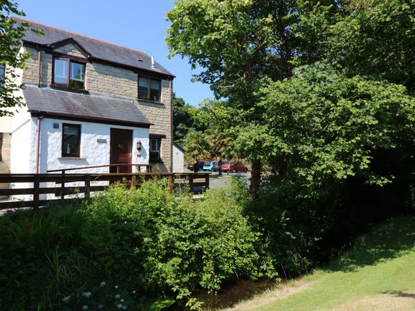 Tranquility Falmouth Maenporth Self Catering Holiday Cottage