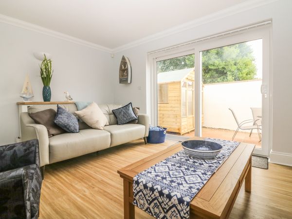 7 The Retreat Paignton Torbay Devon Self Catering Holiday