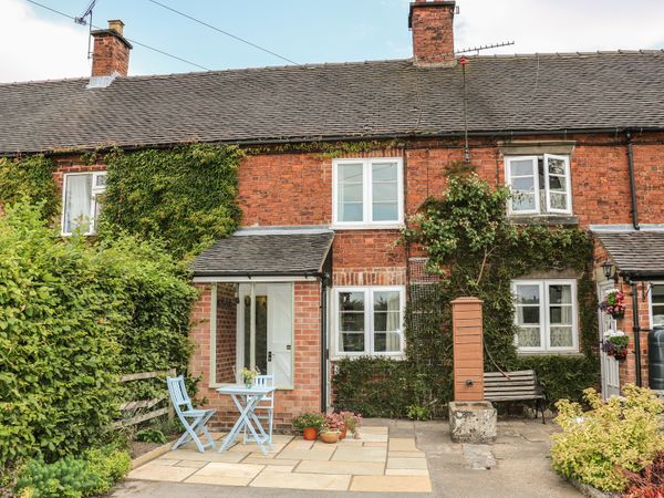 Callow Cottages Mappleton Callow Hall Hotel Peak District